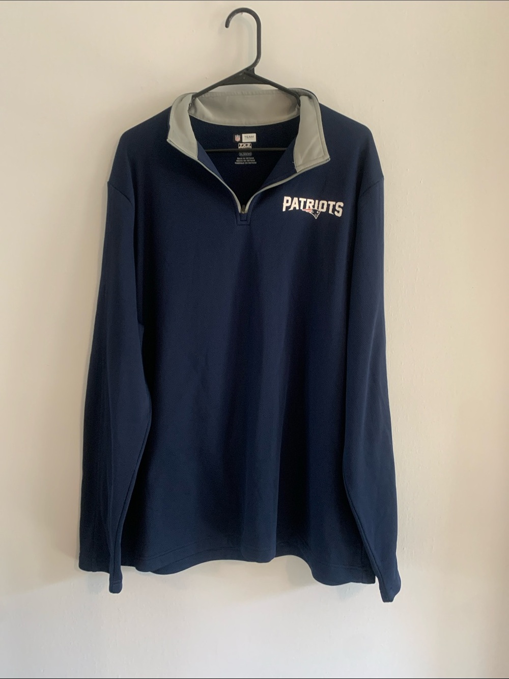 NFL Patriots Navy and Gray Quarter-Zip Pullover